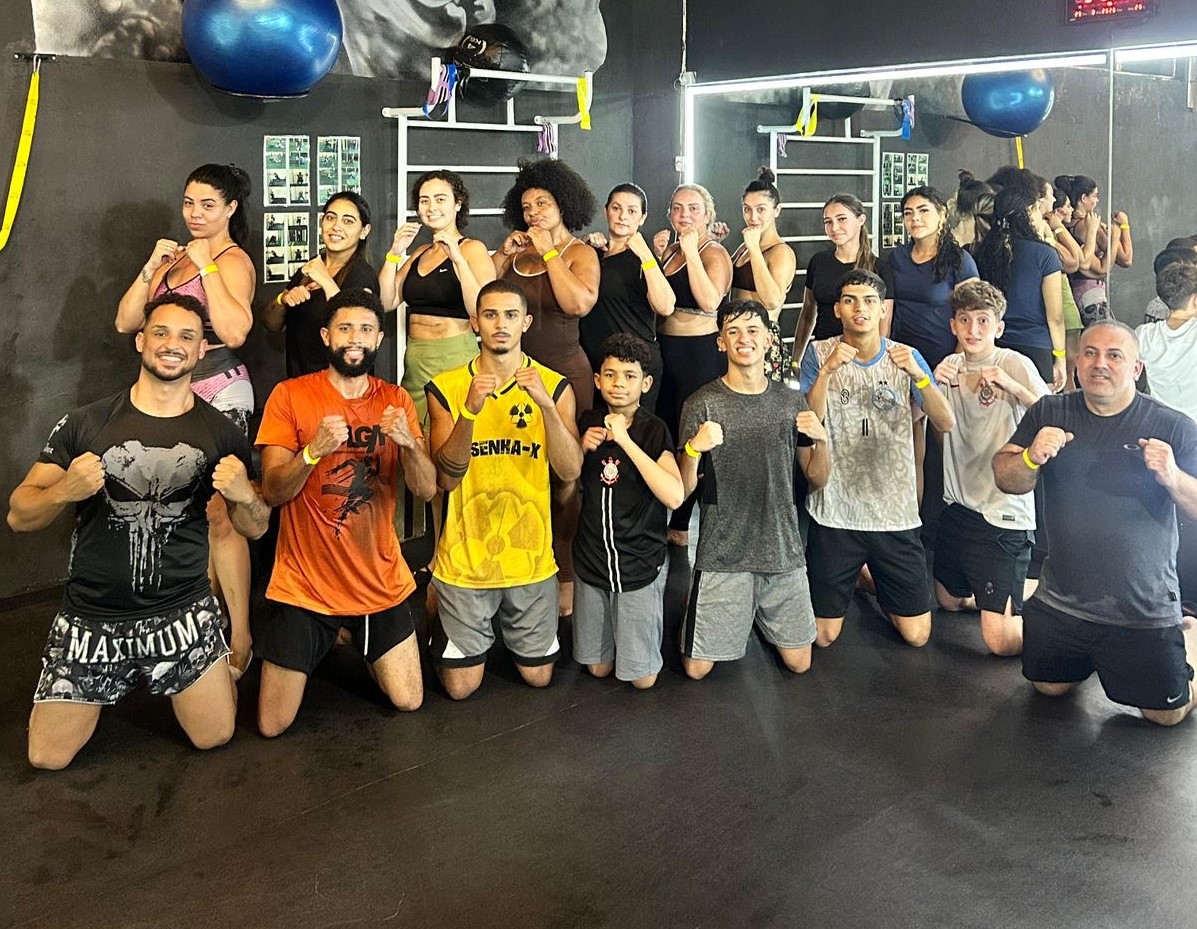 Treino de muay thai na Black Fit 19